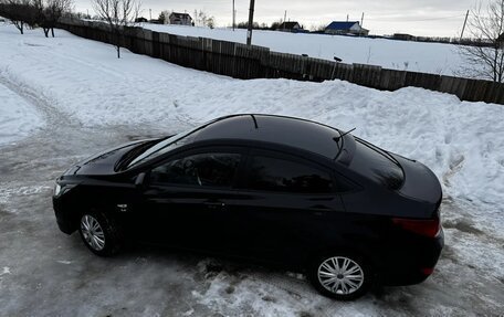 Hyundai Solaris II рестайлинг, 2014 год, 1 000 000 рублей, 5 фотография