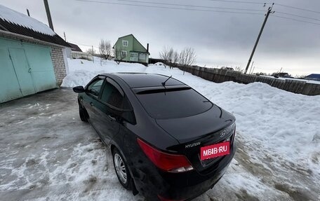 Hyundai Solaris II рестайлинг, 2014 год, 1 000 000 рублей, 11 фотография