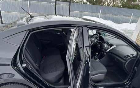 Hyundai Solaris II рестайлинг, 2014 год, 1 000 000 рублей, 15 фотография