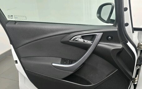 Opel Astra J, 2013 год, 990 000 рублей, 10 фотография