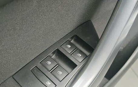 Opel Astra J, 2013 год, 990 000 рублей, 12 фотография