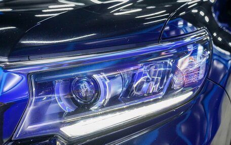 Toyota Land Cruiser Prado 150 рестайлинг 2, 2018 год, 5 355 000 рублей, 19 фотография