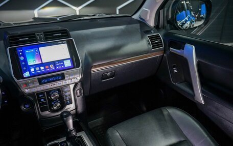 Toyota Land Cruiser Prado 150 рестайлинг 2, 2018 год, 5 355 000 рублей, 30 фотография