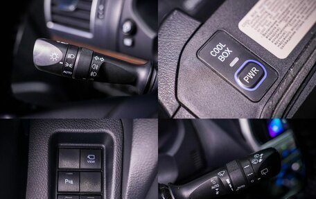 Toyota Land Cruiser Prado 150 рестайлинг 2, 2018 год, 5 355 000 рублей, 27 фотография