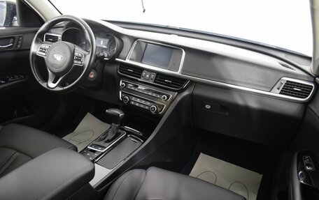 KIA Optima IV, 2018 год, 1 750 000 рублей, 11 фотография