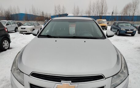 Chevrolet Cruze II, 2013 год, 725 000 рублей, 2 фотография
