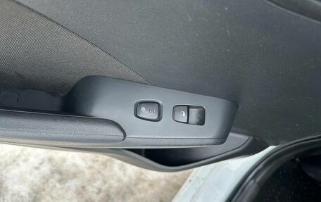 Hyundai Solaris II рестайлинг, 2019 год, 850 000 рублей, 8 фотография