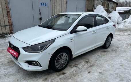 Hyundai Solaris II рестайлинг, 2019 год, 850 000 рублей, 3 фотография