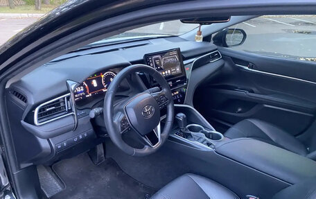 Toyota Camry, 2023 год, 4 200 000 рублей, 6 фотография