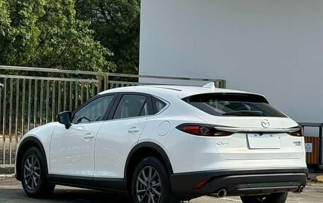 Mazda CX-4, 2021 год, 2 250 000 рублей, 5 фотография