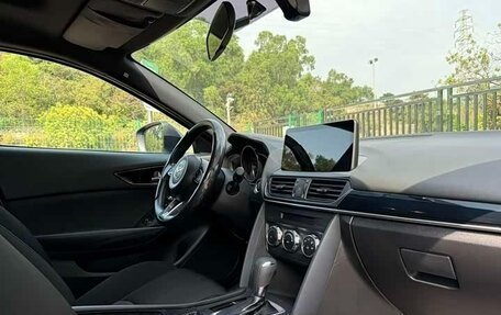 Mazda CX-4, 2021 год, 2 250 000 рублей, 17 фотография