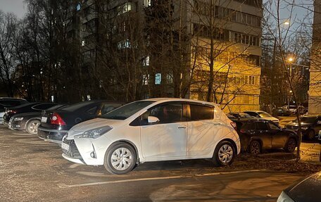 Toyota Vitz, 2018 год, 985 000 рублей, 5 фотография