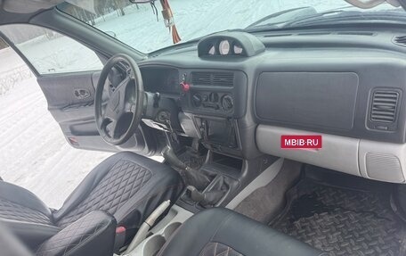 Mitsubishi Pajero Sport II рестайлинг, 2000 год, 850 000 рублей, 11 фотография