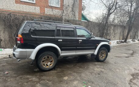 Mitsubishi Pajero Sport II рестайлинг, 2000 год, 850 000 рублей, 21 фотография