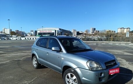 Hyundai Tucson III, 2006 год, 900 000 рублей, 2 фотография