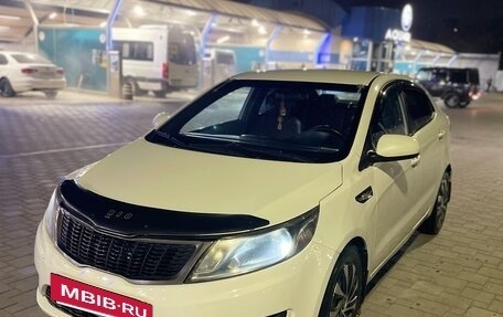 KIA Rio III рестайлинг, 2014 год, 590 000 рублей, 9 фотография