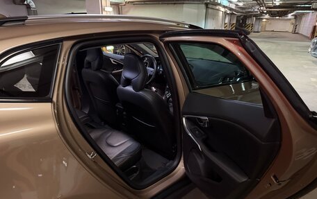 Volvo V40 Cross Country I, 2014 год, 1 600 000 рублей, 11 фотография