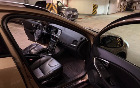 Volvo V40 Cross Country I, 2014 год, 1 600 000 рублей, 13 фотография