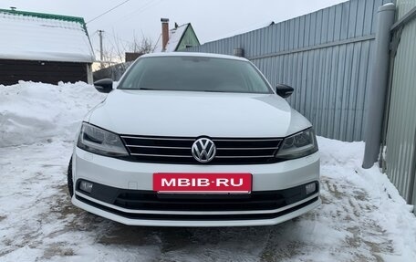 Volkswagen Jetta VI, 2018 год, 1 375 000 рублей, 2 фотография