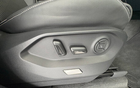 Volkswagen Touareg III, 2025 год, 14 450 000 рублей, 10 фотография