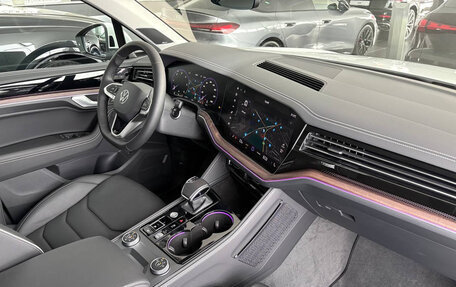 Volkswagen Touareg III, 2025 год, 14 450 000 рублей, 7 фотография