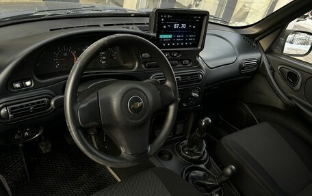 Chevrolet Niva I рестайлинг, 2011 год, 390 000 рублей, 11 фотография