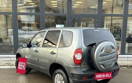 Chevrolet Niva I рестайлинг, 2011 год, 390 000 рублей, 2 фотография