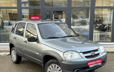 Chevrolet Niva I рестайлинг, 2011 год, 390 000 рублей, 3 фотография