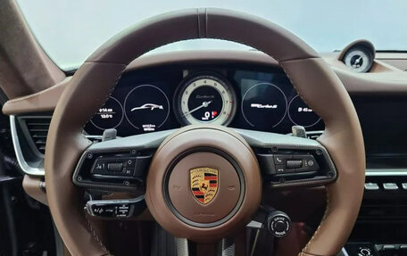 Porsche 911, 2023 год, 27 665 000 рублей, 10 фотография