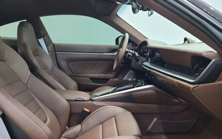 Porsche 911, 2023 год, 27 665 000 рублей, 17 фотография