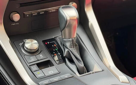 Lexus NX I, 2021 год, 3 120 000 рублей, 14 фотография