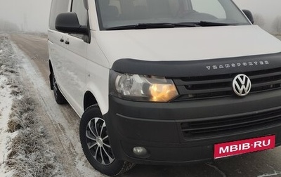 Volkswagen Caravelle T5, 2013 год, 1 770 000 рублей, 1 фотография