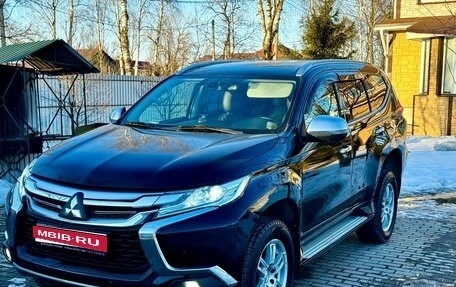 Mitsubishi Pajero Sport III рестайлинг, 2019 год, 2 500 000 рублей, 1 фотография