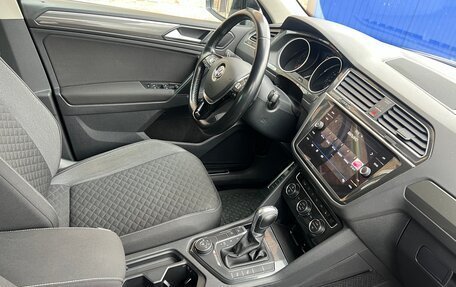 Volkswagen Tiguan II, 2018 год, 2 350 000 рублей, 7 фотография