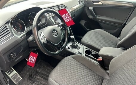 Volkswagen Tiguan II, 2018 год, 2 350 000 рублей, 15 фотография