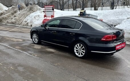 Volkswagen Passat B7, 2013 год, 1 530 000 рублей, 3 фотография