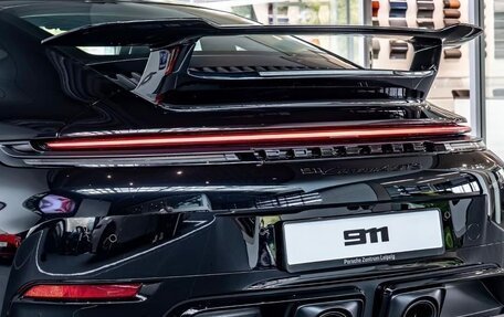 Porsche 911, 2025 год, 31 050 000 рублей, 12 фотография