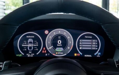 Porsche 911, 2025 год, 31 050 000 рублей, 23 фотография