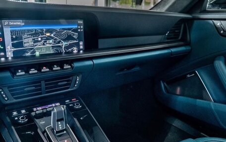 Porsche 911, 2025 год, 31 050 000 рублей, 20 фотография