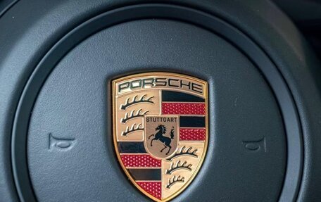 Porsche 911, 2025 год, 31 050 000 рублей, 25 фотография