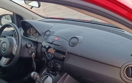 Mazda 2 III, 2012 год, 635 000 рублей, 10 фотография