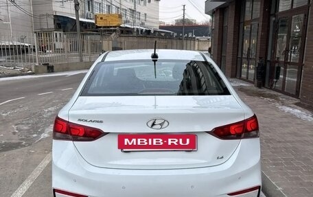 Hyundai Solaris II рестайлинг, 2018 год, 1 050 000 рублей, 6 фотография