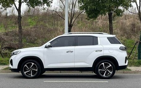 Hyundai ix35, 2022 год, 1 950 000 рублей, 4 фотография