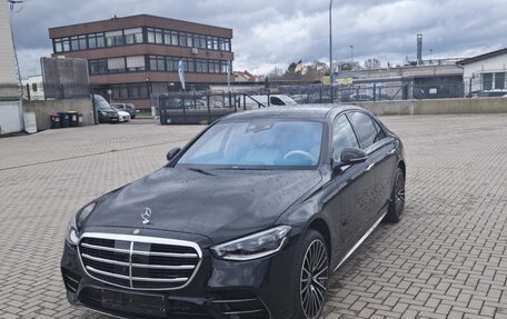 Mercedes-Benz S-Класс, 2025 год, 27 000 000 рублей, 2 фотография