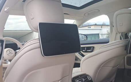Mercedes-Benz S-Класс, 2025 год, 27 000 000 рублей, 18 фотография