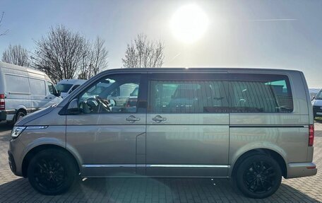 Volkswagen Multivan T6 рестайлинг, 2022 год, 4 150 000 рублей, 8 фотография