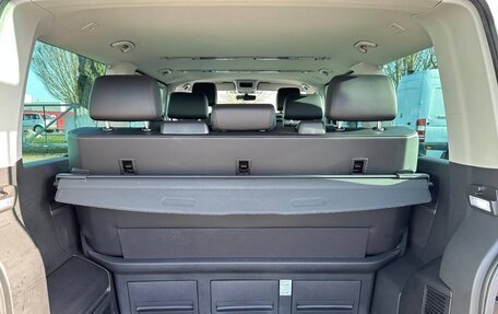 Volkswagen Multivan T6 рестайлинг, 2022 год, 4 150 000 рублей, 17 фотография