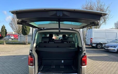 Volkswagen Multivan T6 рестайлинг, 2022 год, 4 150 000 рублей, 16 фотография