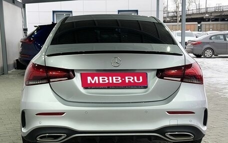Mercedes-Benz A-Класс, 2019 год, 3 150 000 рублей, 4 фотография