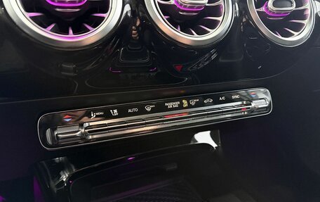 Mercedes-Benz A-Класс, 2019 год, 3 150 000 рублей, 17 фотография